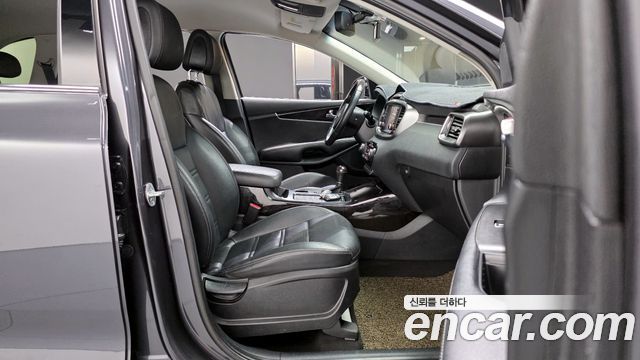Kia Sorento 2017 — photo 10