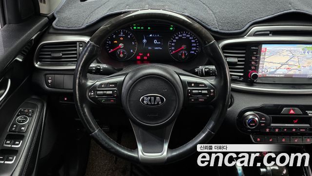 Kia Sorento 2017 — photo 13