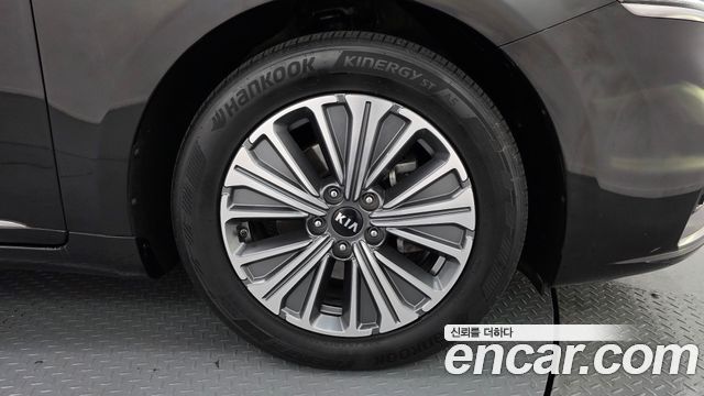 Kia K7 2019 — photo 5