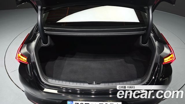 Kia K8 2022 — photo 20