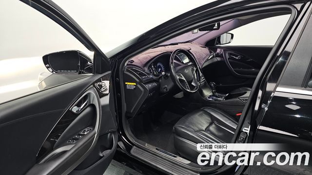 Hyundai Grandeur 2016 — photo 11