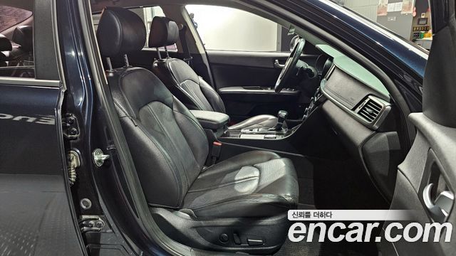 Kia K5 2016 — photo 10
