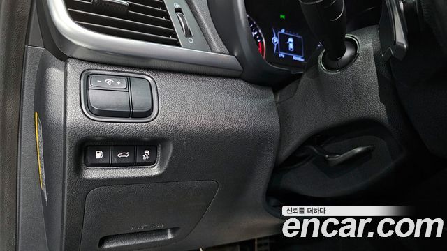Kia K5 2016 — photo 18