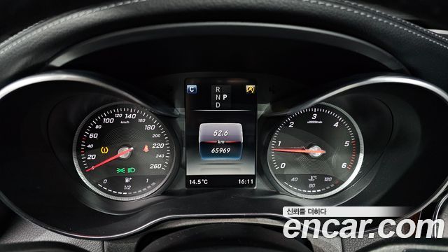 Mercedes-Benz GLC-Class 2018 — photo 8
