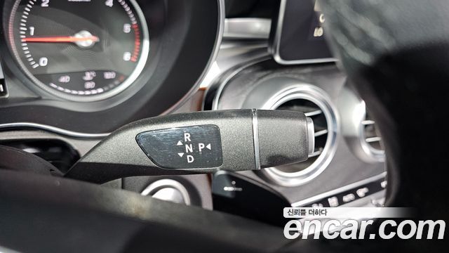 Mercedes-Benz GLC-Class 2018 — photo 9