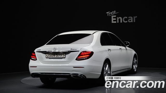 Mercedes-Benz E-Class 2018 — photo 2