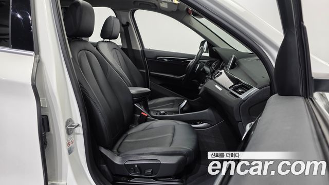 BMW X1 2018 — photo 11