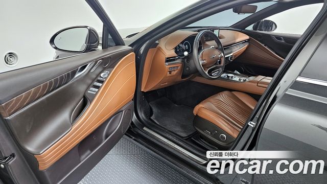 Genesis G80 2023 — photo 10