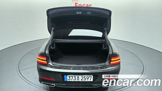 Genesis G80 2023 — photo 20