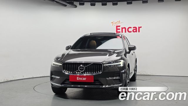 Volvo XC60 2024 — photo 3