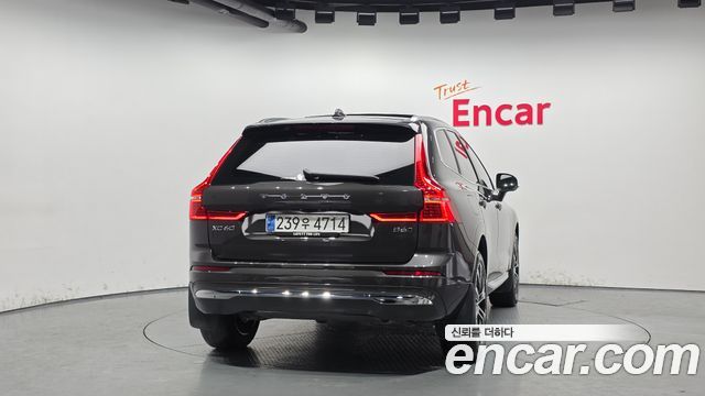 Volvo XC60 2024 — photo 4