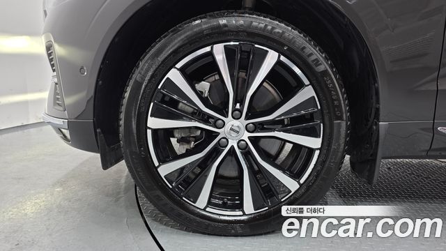 Volvo XC60 2024 — photo 5