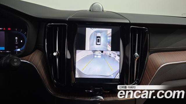 Volvo XC60 2024 — photo 14