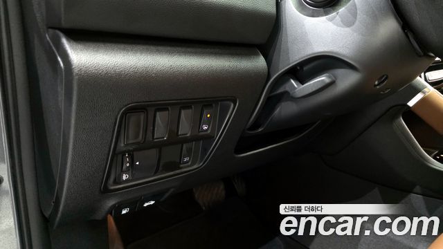 Renault Korea QM6 2022 — photo 16