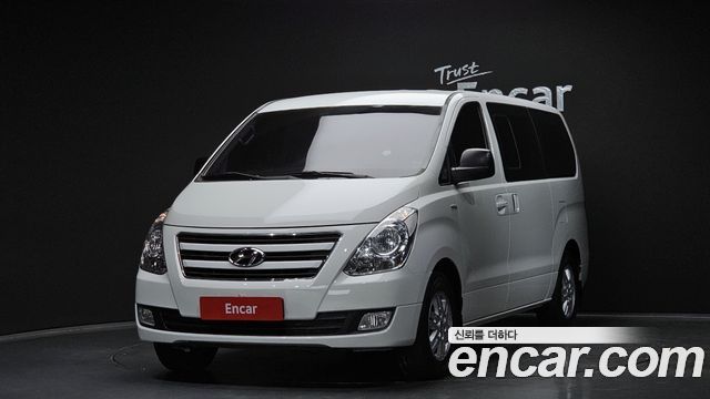 Hyundai Starex 2017 — photo 1