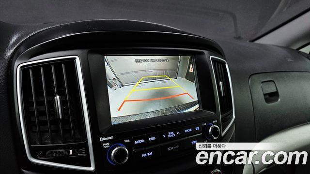 Hyundai Starex 2017 — photo 15