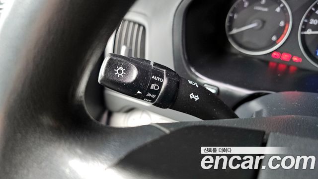 Hyundai Starex 2017 — photo 17