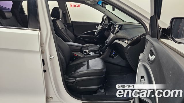 Hyundai Santafe 2014 — photo 11
