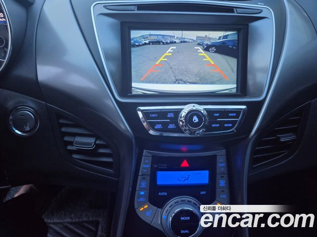Hyundai AVANTE 2012 — photo 15