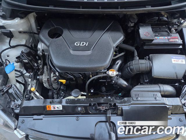 Hyundai AVANTE 2012 — photo 18