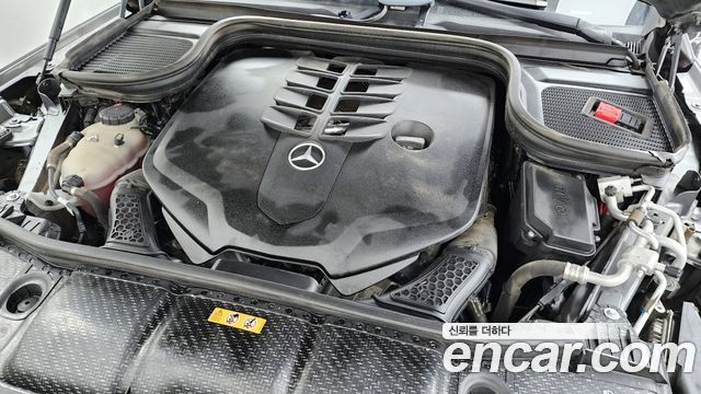 Mercedes-Benz GLS-Class 2021 — photo 6