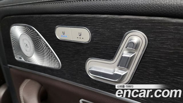Mercedes-Benz GLS-Class 2021 — photo 19