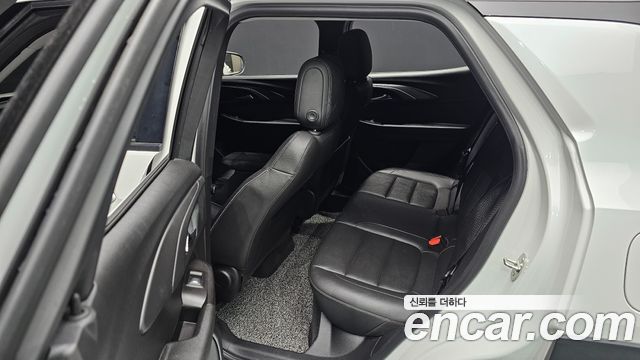 Chevrolet Korea Trailblazer 2021 — photo 12