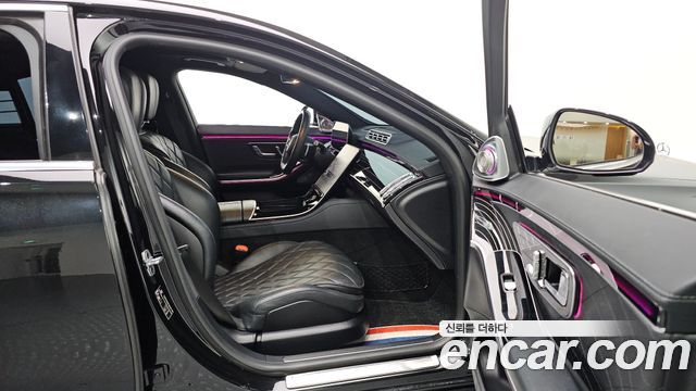 Mercedes-Benz S-Class 2022 — photo 24