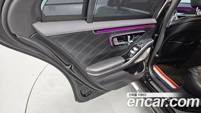 Mercedes-Benz S-Class 2022 — photo 15