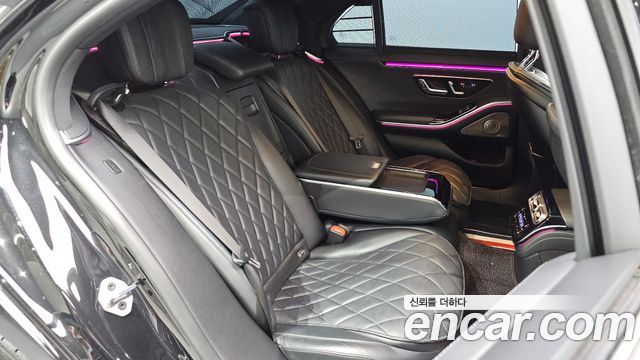 Mercedes-Benz S-Class 2022 — photo 30