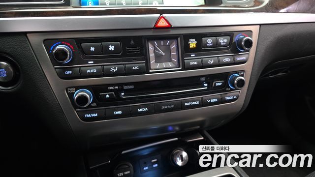 Hyundai Genesis 2016 — photo 16