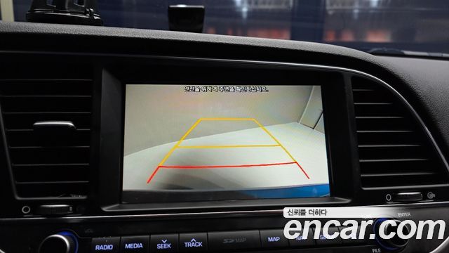 Hyundai AVANTE 2018 — photo 15