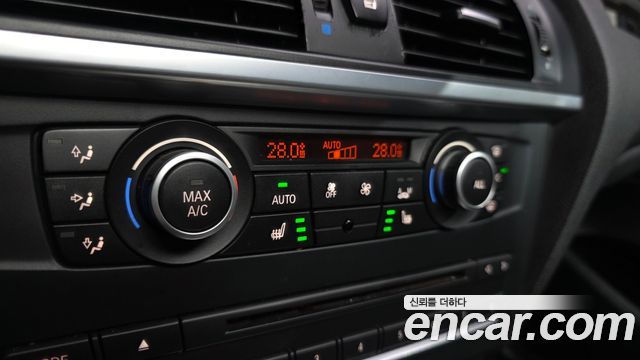BMW X3 2014 — photo 18