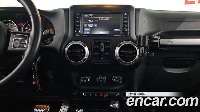 Jeep Wrangler 2017 — photo 15