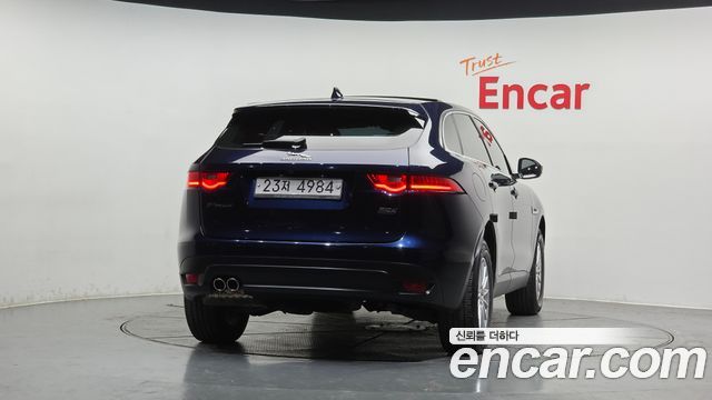 Jaguar F-PACE 2018 — photo 4