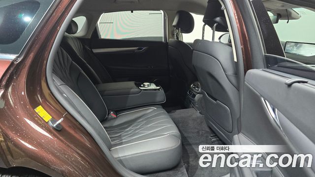 Genesis G80 2023 — photo 12