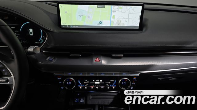 Genesis G80 2023 — photo 14