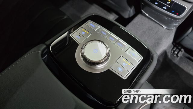 Genesis G80 2023 — photo 19