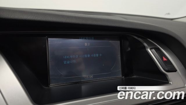 Audi A4 2011 — photo 16