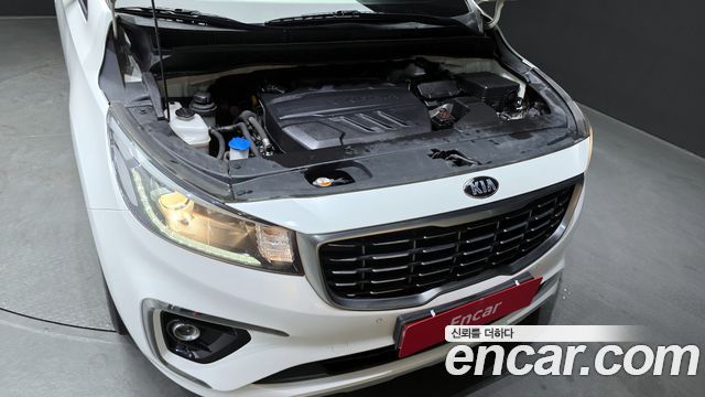 Kia Canival 2019 — photo 6