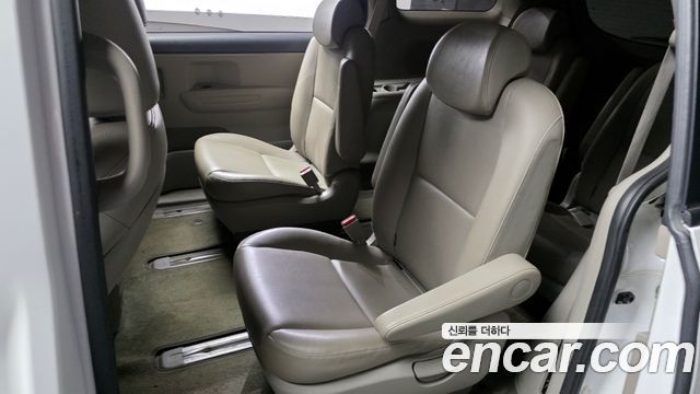 Kia Canival 2019 — photo 11