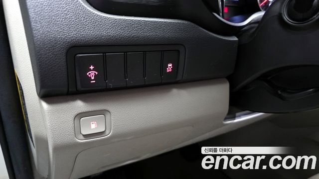 Kia Canival 2019 — photo 15