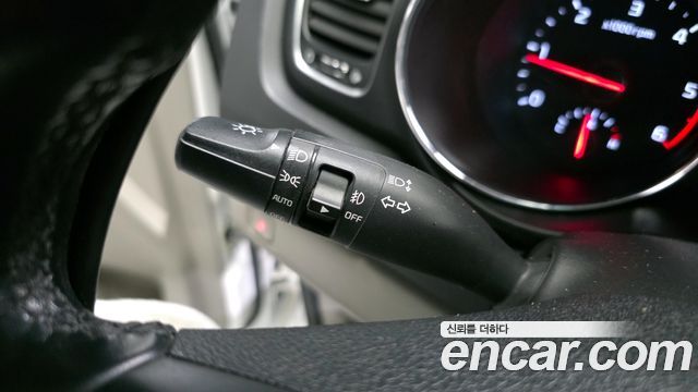 Kia Canival 2019 — photo 16