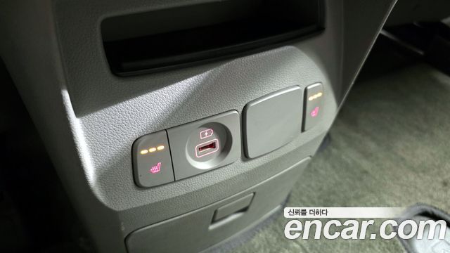 Kia Canival 2019 — photo 20