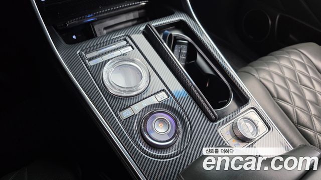 Genesis GV80 2020 — photo 9