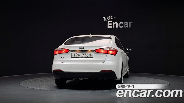 Kia K3 2015 — photo 4