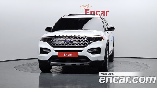 Ford Explorer 2020 — photo 3