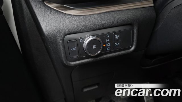 Ford Explorer 2020 — photo 16