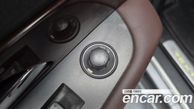 KG Mobility Rexton 2012 — photo 17
