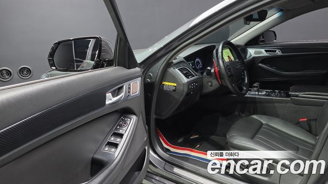 Genesis G80 2017 — photo 10